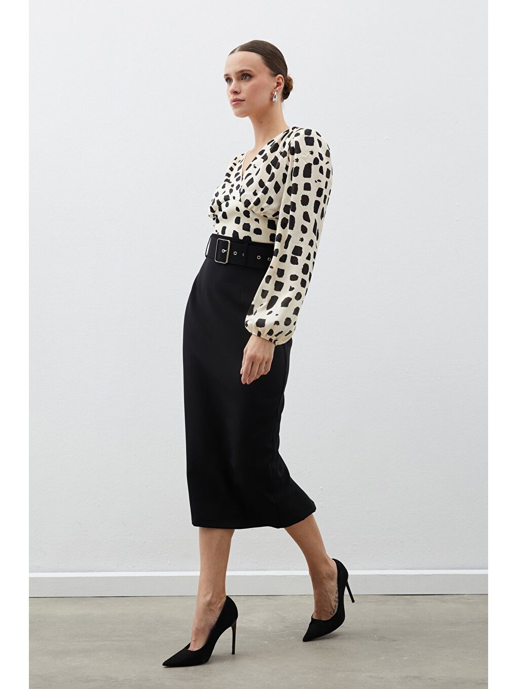 Kemerli Kalem Etek - Siyah-1