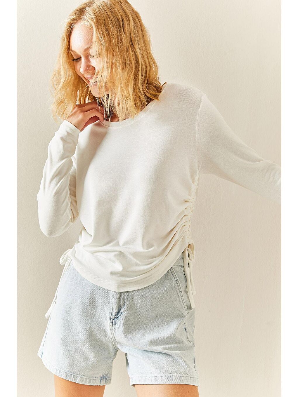 Beyaz Bisiklet Yaka Büzgülü Bluz 3YXK2-47540-01