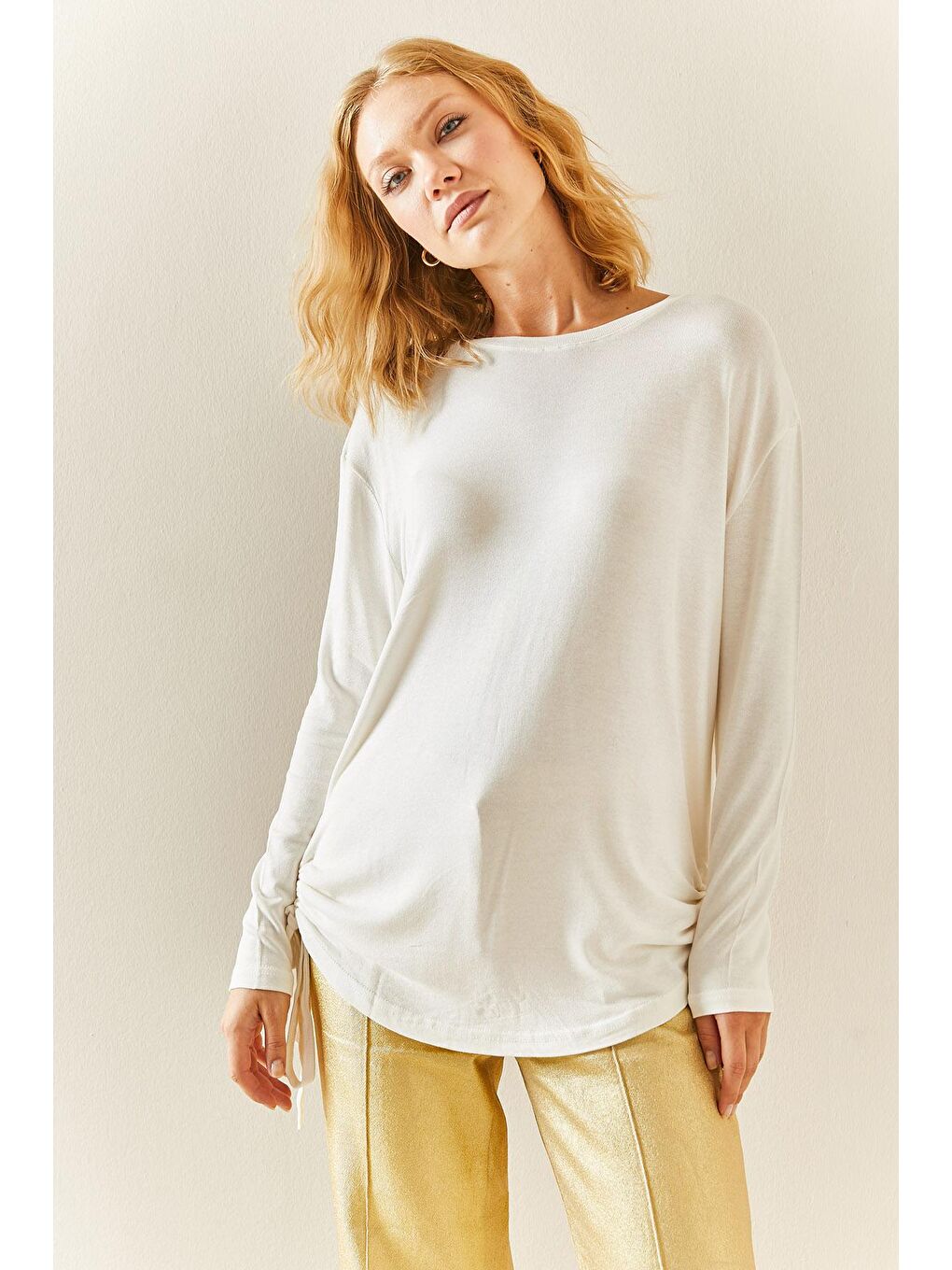 Beyaz Yanı Büzgülü Salaş Bluz 3YXK2-47541-01-3