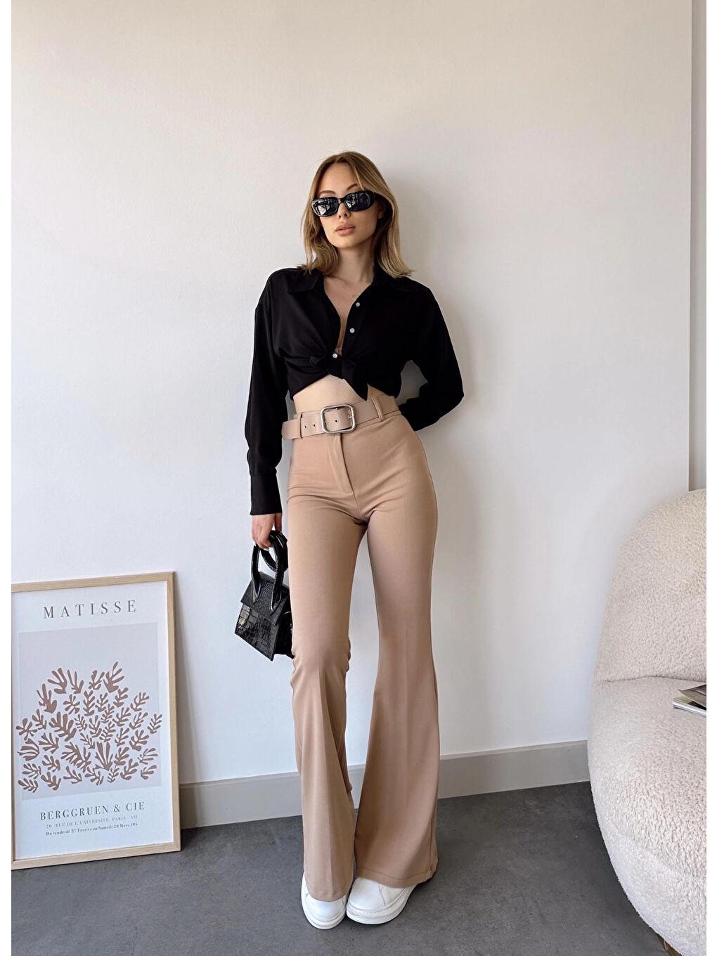 Bej Vizon Yüksek Bel İspanyol Paça Kemerli Pantolon-1