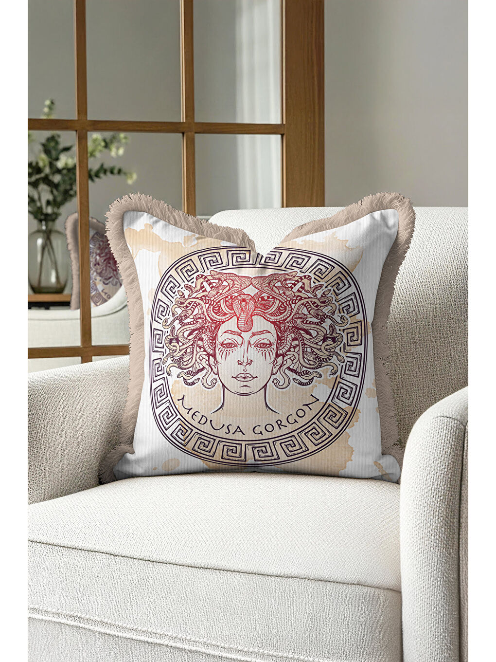 Karışık Mitolojik Medusa Gorgon Saçaklı Yastık Kılıfı - Antik Yunan Bohem Bej Gold Püsküllü Kırlent Kılıfı-1