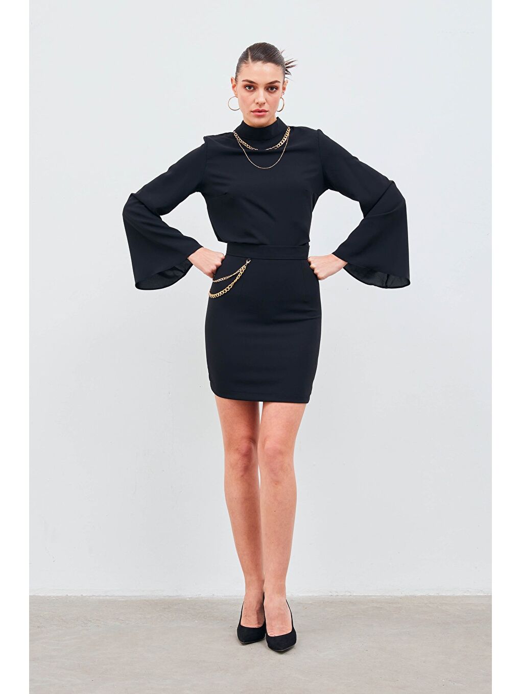 Zincir Aksesuarlı Mini Etek - Siyah