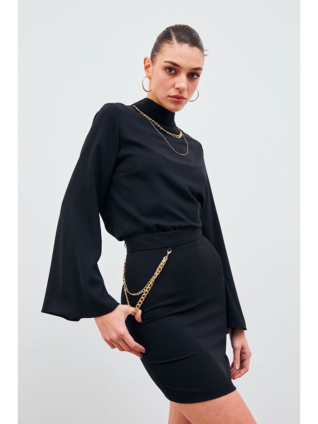 Zincir Aksesuarlı Mini Etek - Siyah-1