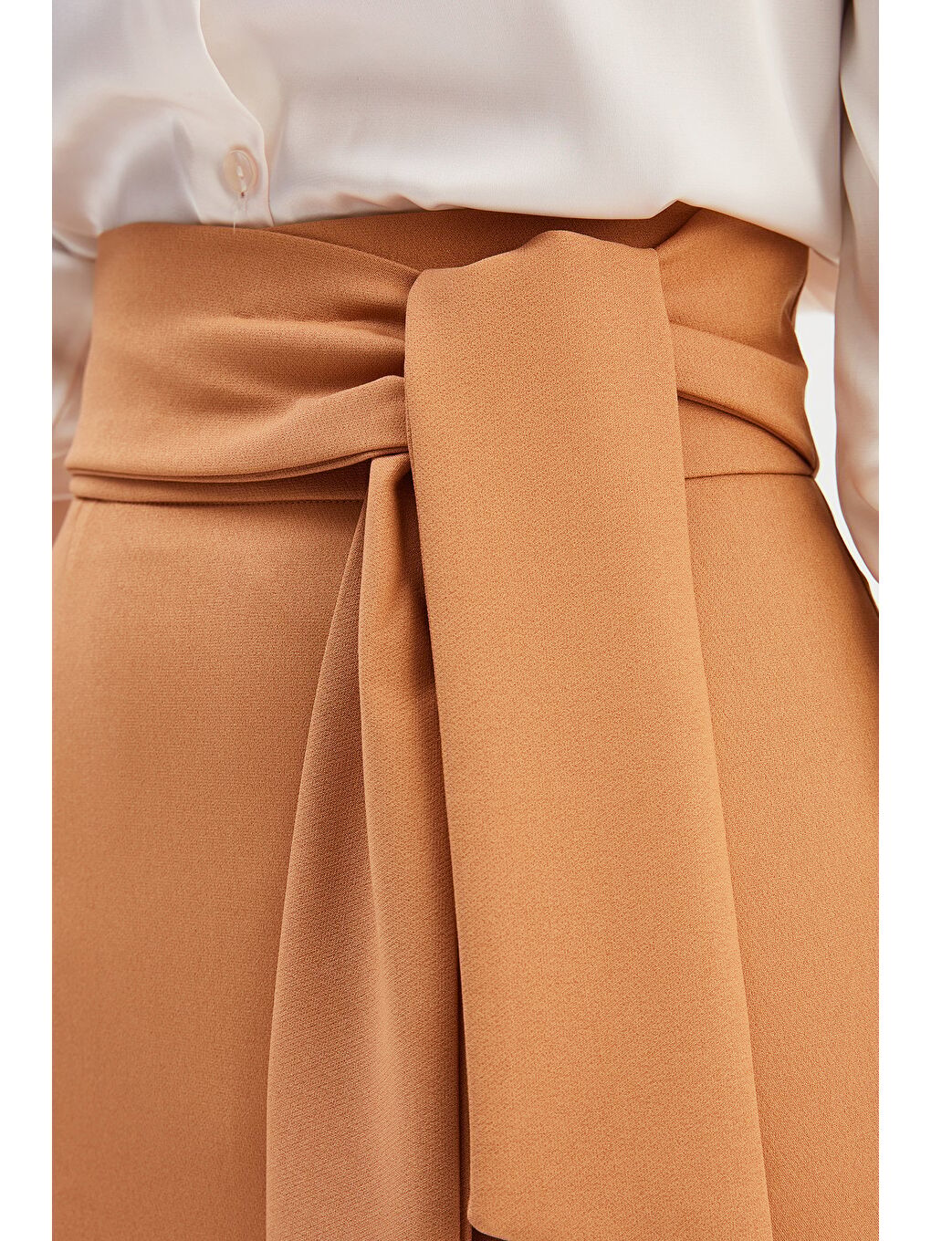 Kahverengi Kuşaklı Kalem Etek - Camel-3