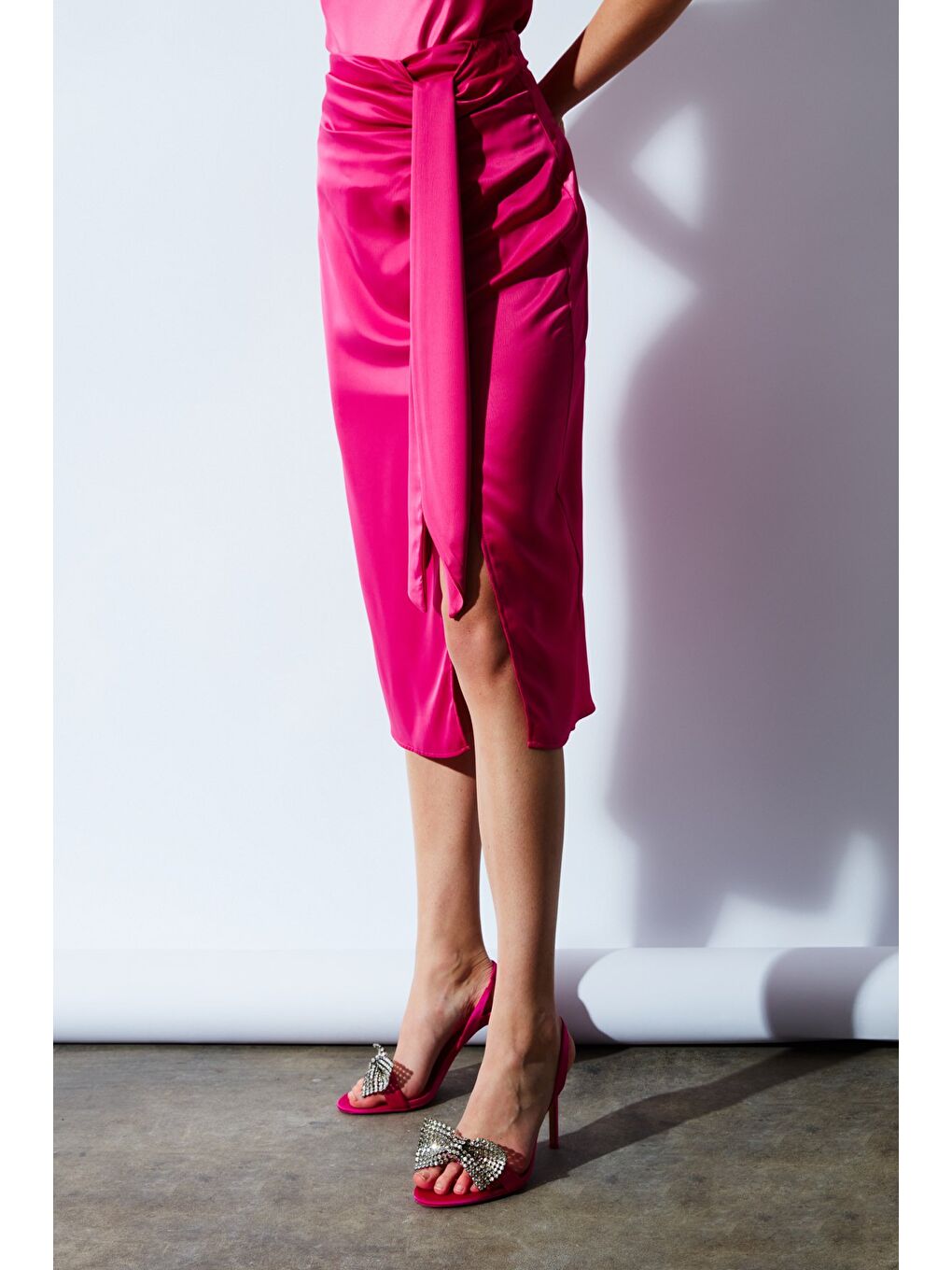 Bağlamalı Saten Etek - Fuşya-5