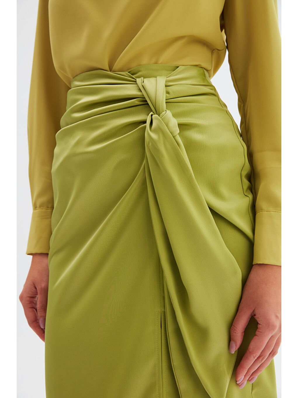Bağlamalı Saten Etek - Yağ Yeşili-4