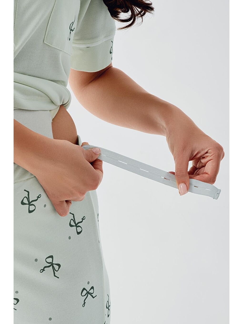 Yeşil Fiyonk Desenli Düğmeli Kısa Kollu Esnek Viskoz Hamile Pijama Takım 17207-3