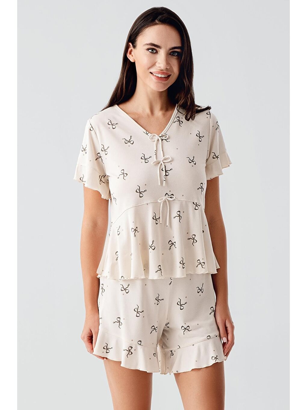 Bej Fiyonk Desenli Kısa Kollu Esnek Viskoz Şort Pijama Takım 17205-1