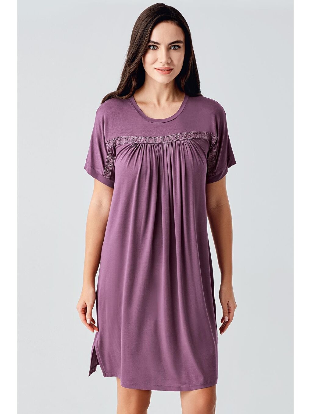 Mürdüm Dantelli Kısa Kollu Esnek Viskoz Gecelik 17104-1