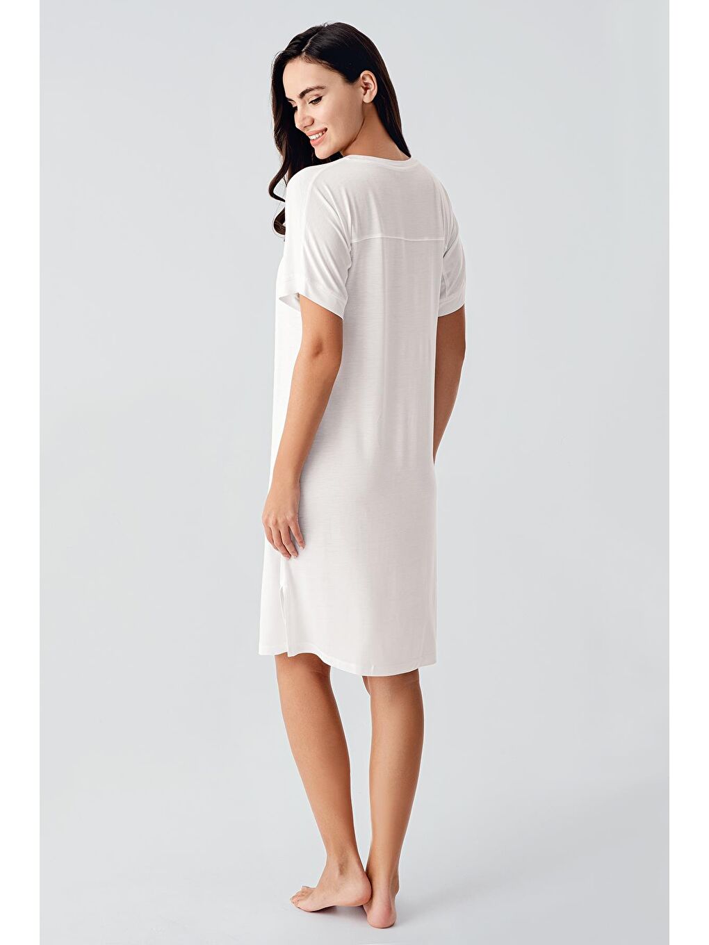 Ekru Dantelli Kısa Kollu Esnek Viskoz Gecelik 17104-2