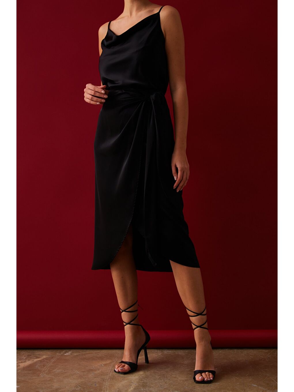 Bağlama Detaylı Kruvaze Etek - Siyah-4