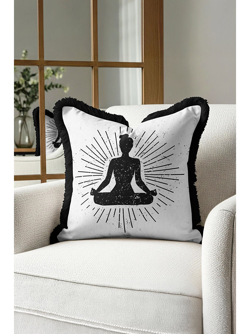 Karışık Meditatif Enerji Saçaklı Yastık Kılıfı - Yoga Temalı Modern Siyah Beyaz Püsküllü Kırlent Kılıfı-3