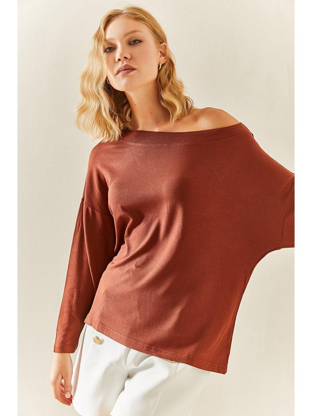 Kahverengi Kayık Yaka Salaş Bluz 3YXK2-47537-18-4
