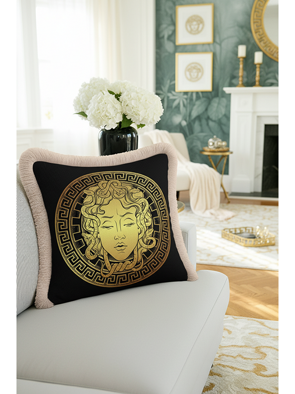 Karışık Mitolojik Medusa Motifli Saçaklı Yastık Kılıfı - Klasik Lüks Siyah Gold Renk Püsküllü Kırlent Kılıfı-3
