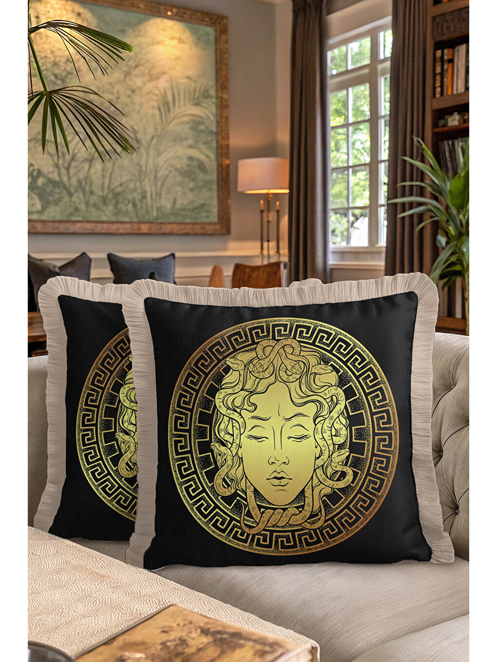 Karışık Mitolojik Medusa Motifli Saçaklı Yastık Kılıfı - Klasik Lüks Siyah Gold Renk Püsküllü Kırlent Kılıfı-7