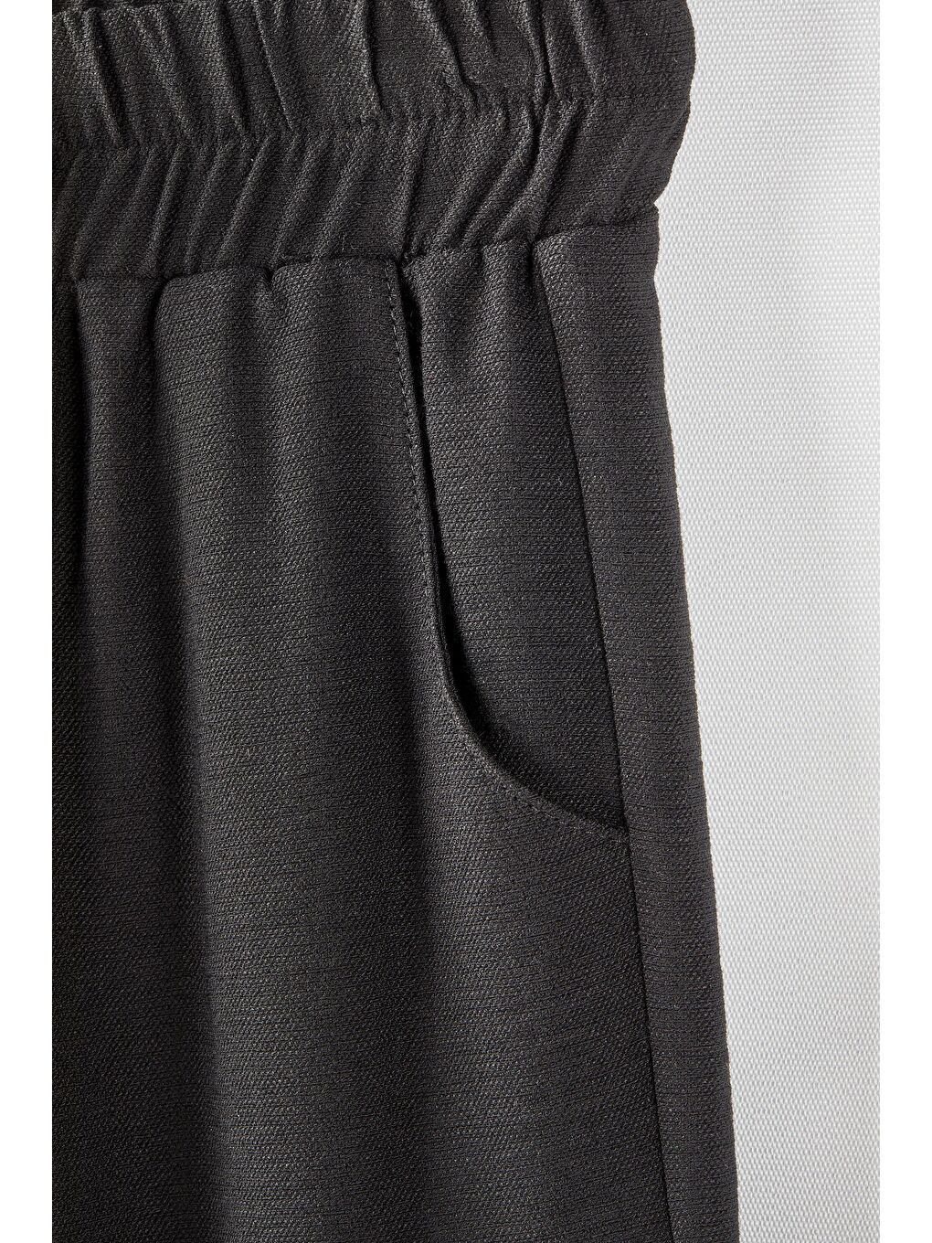 Siyah Kız Bol Pantolon-2