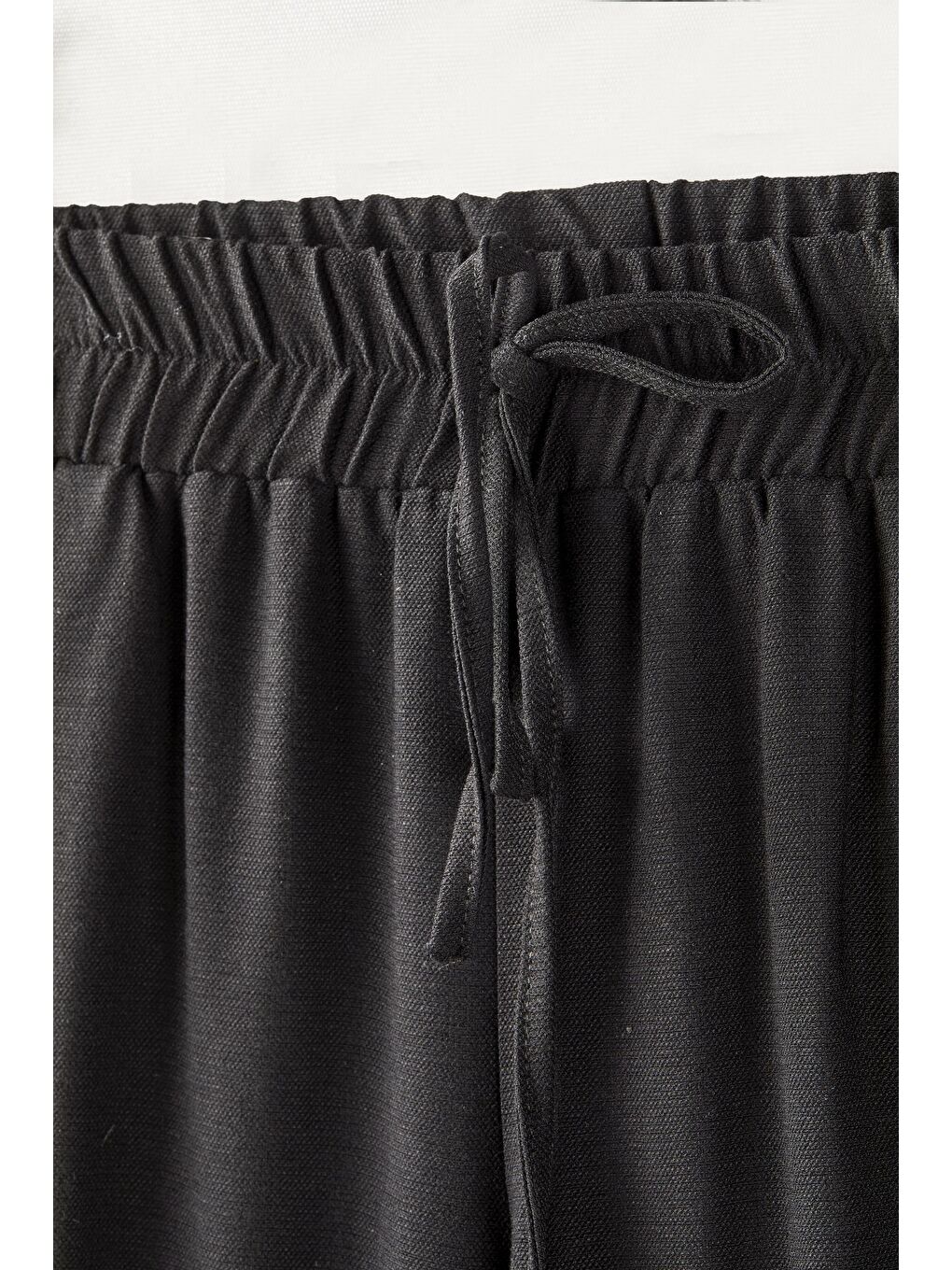 Siyah Kız Bol Pantolon-3