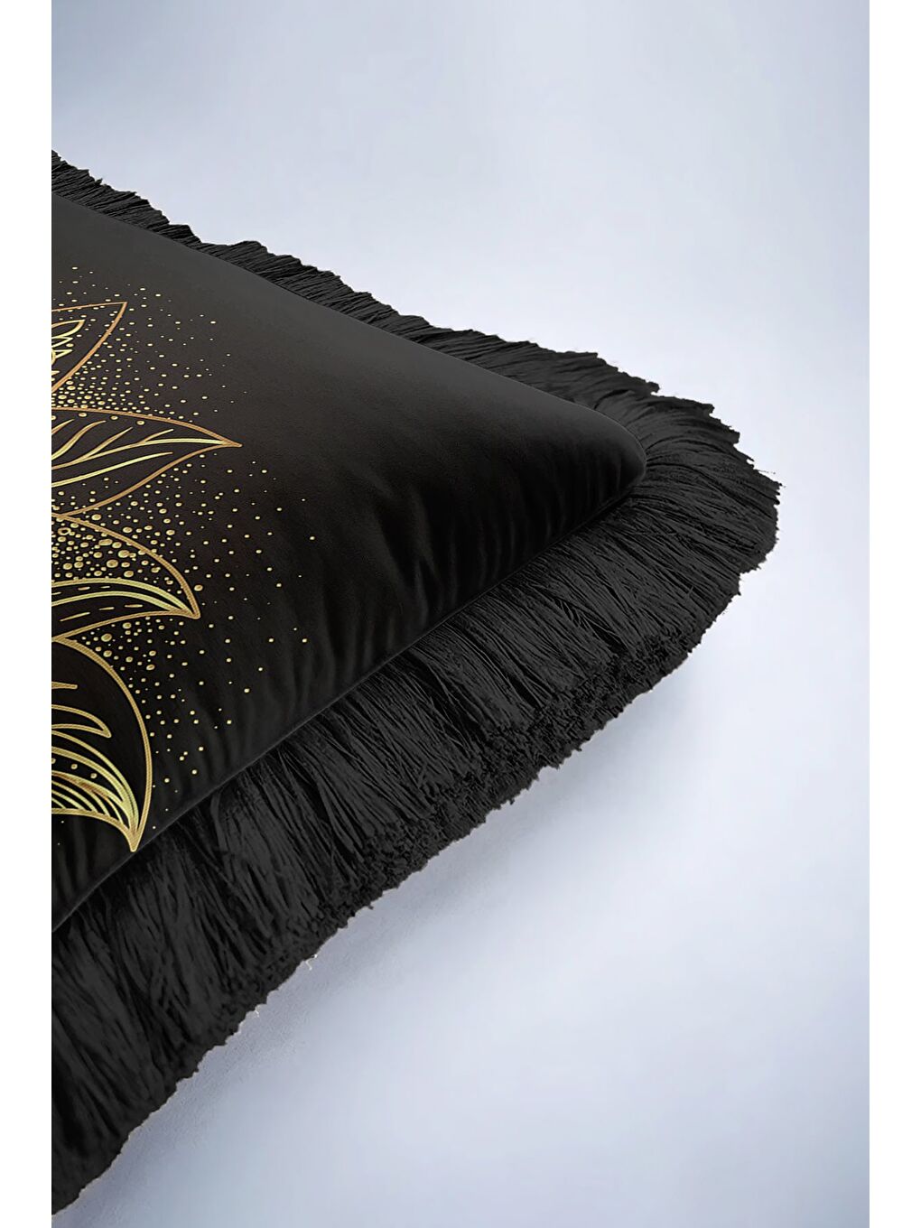 Karışık Lotus Figürlü Saçaklı Yastık Kılıfı - Mistik Bohem Siyah Altın Renkli Püsküllü Kırlent Kılıfı-6