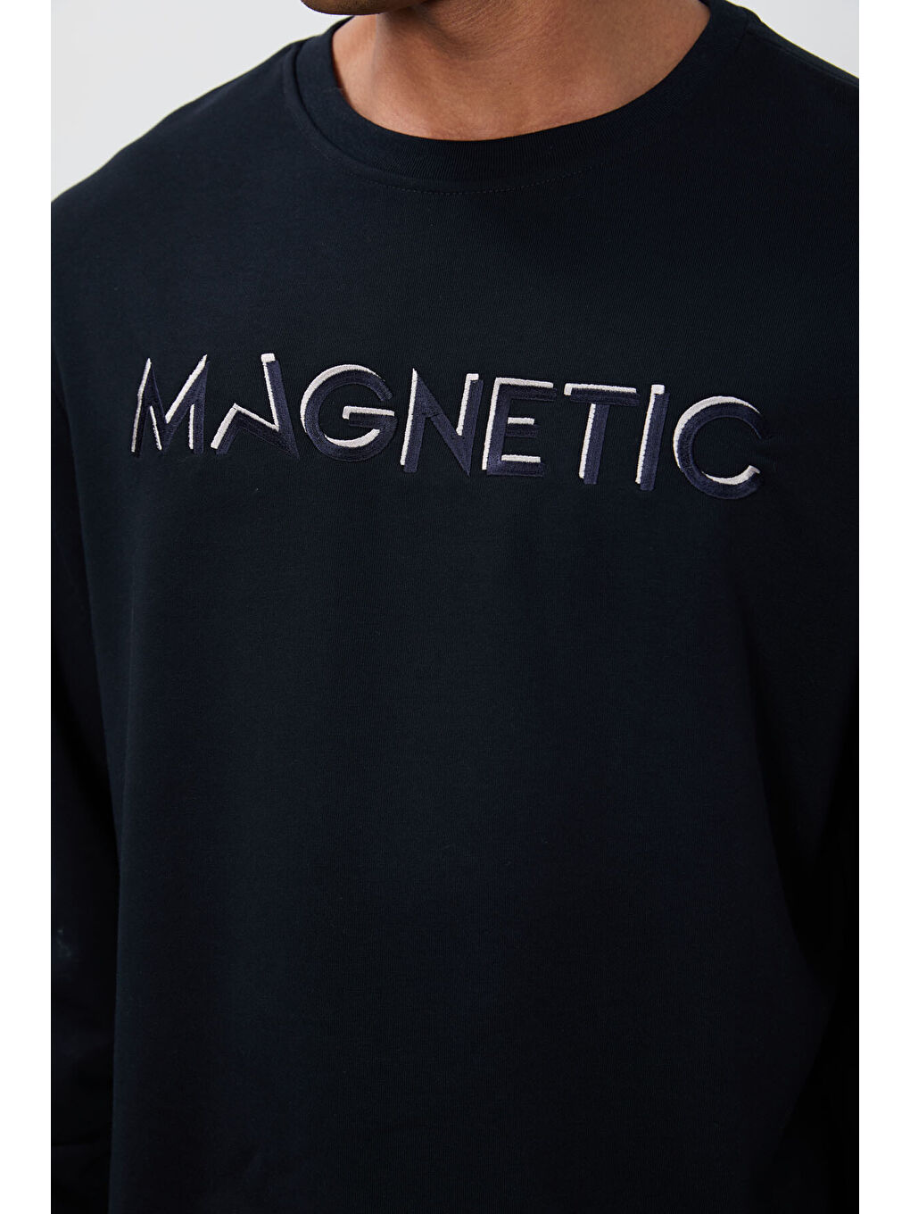 Lacivert Yazı Nakışlı Bisiklet Yaka Rahat Form Erkek Sweatshirt - 88020-1