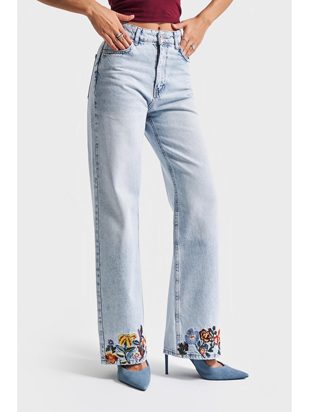Mavi Kadın Ice Jean Rengi 4s5-3 Straight Fit Çiçek Nakışlı %100 Pamuk İç Boy 80 Cm Tasarım Denim Jean-1