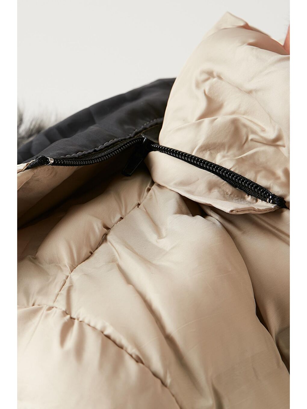 Ekru Slim Fit Fermuarlı Çıkarılabilir Kapüşonlu Şişme Mont 5760065-4