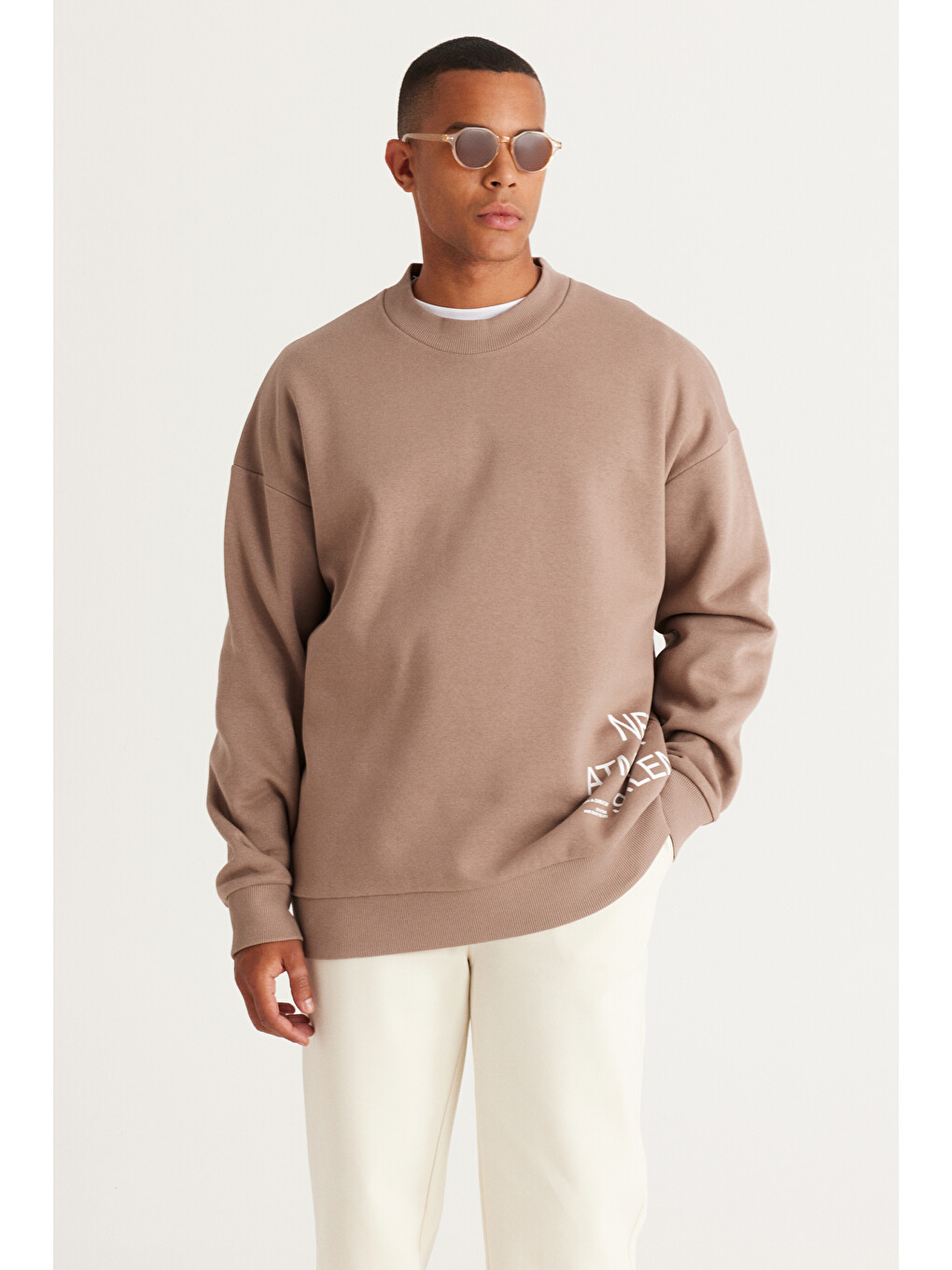 Erkek Bej Oversize Fit Bol Kesim İçi Polarlı Pamuklu Baskılı Sweatshirt-5