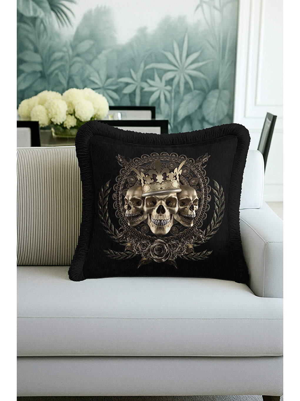 Karışık Barok Kraliyet Temalı Saçaklı Yastık Kılıfı - Gotik Vintage Siyah Altın Renk Püsküllü Kırlent Kılıfı