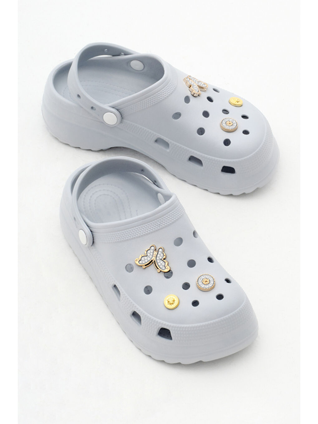 Kadın Gri Önü Aksesuarlı Yüksek Taban Eva Sandalet-2