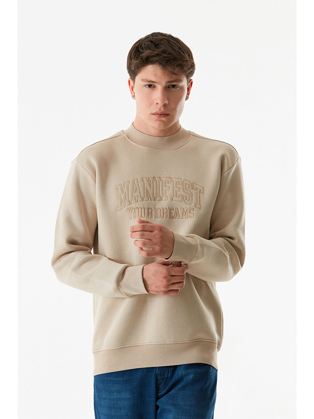 Fullamoda Bej Yazı Nakışlı Dik Yaka Sweatshirt