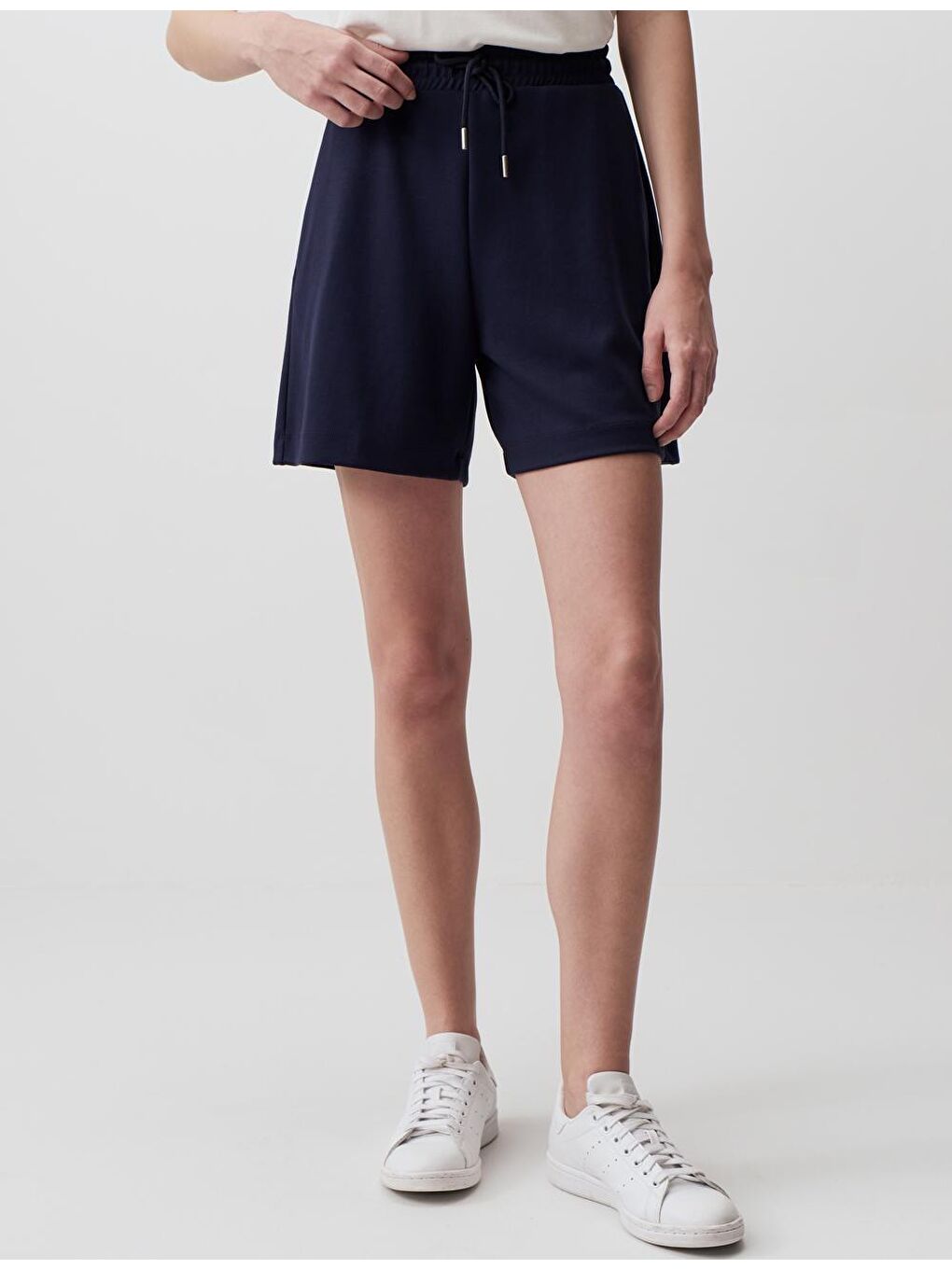 Lacivert Yüksek Bel Cepli Rahat Şort-2