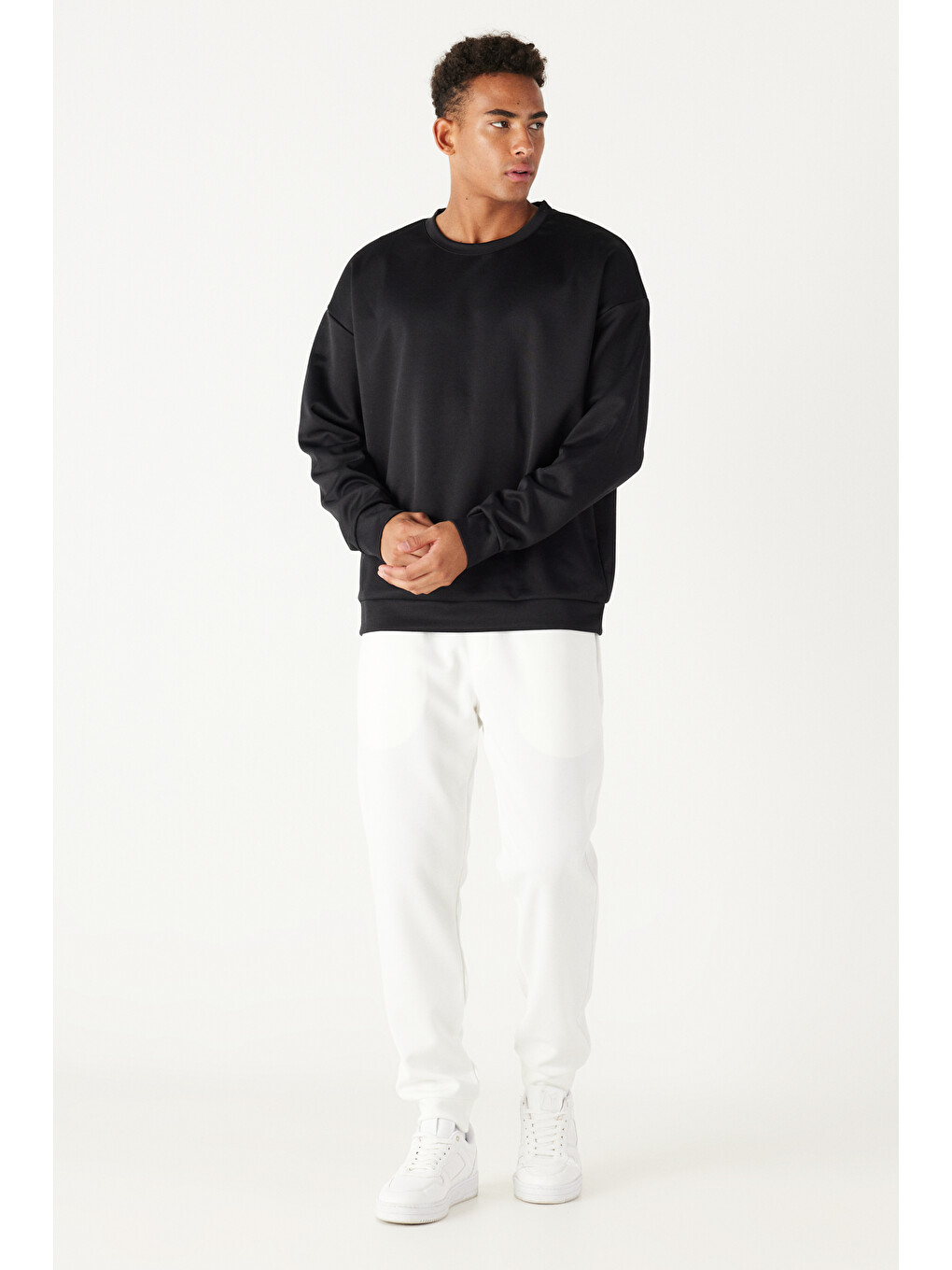 Erkek Siyah Oversize Bol Kesim Bisiklet Yaka Düz Sweatshirt-1