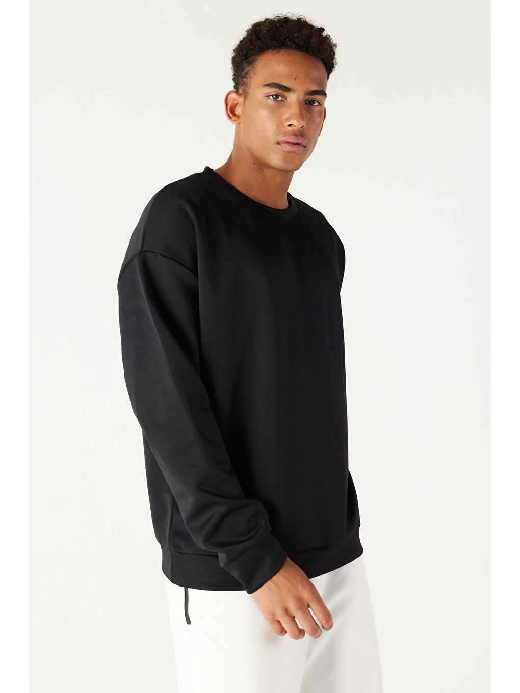 Erkek Siyah Oversize Bol Kesim Bisiklet Yaka Düz Sweatshirt-3