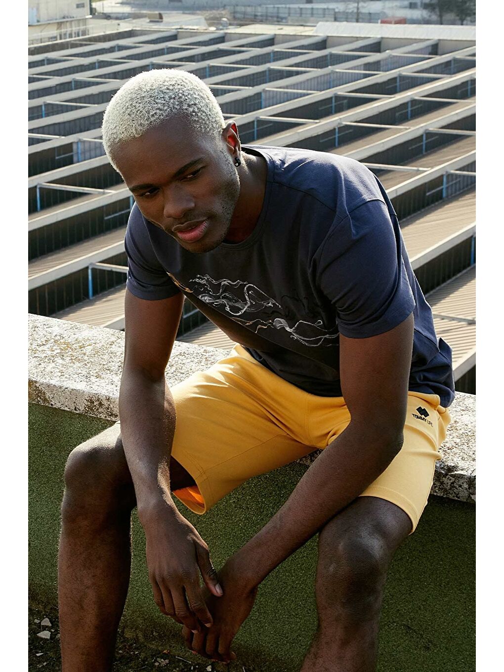 Sarı Hardal Tek Fermuar Cep Detaylı Bağcıklı Standart Kalıp Erkek Şort - 81202