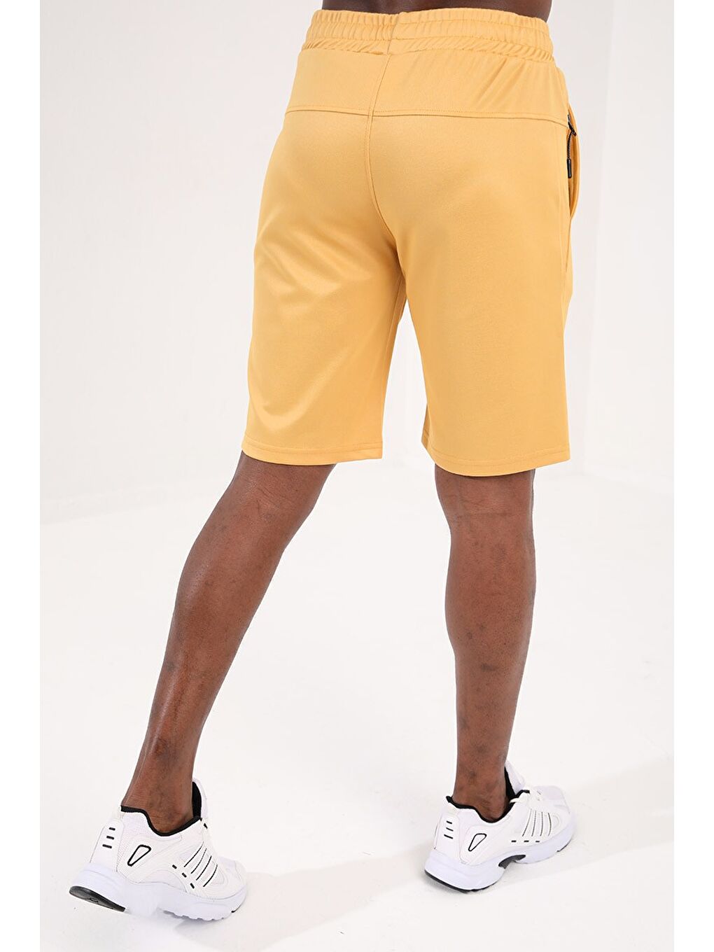 Sarı Hardal Tek Fermuar Cep Detaylı Bağcıklı Standart Kalıp Erkek Şort - 81202-2