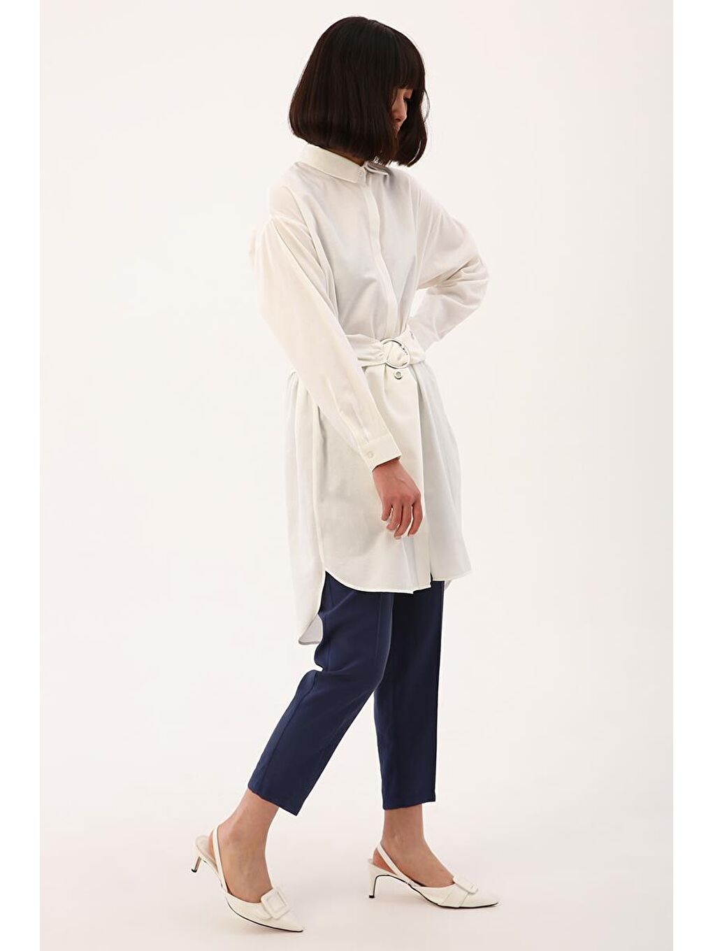 Ekru-Kuşaklı Rahat Kalıp Gömlek-1