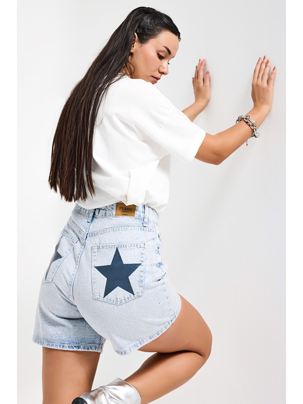 Mavi Kadın Ice T1-4s6-3 Mom Fit Parlak Taşlı Yıldız Baskılı Özel Tasarım Denim Şort-2