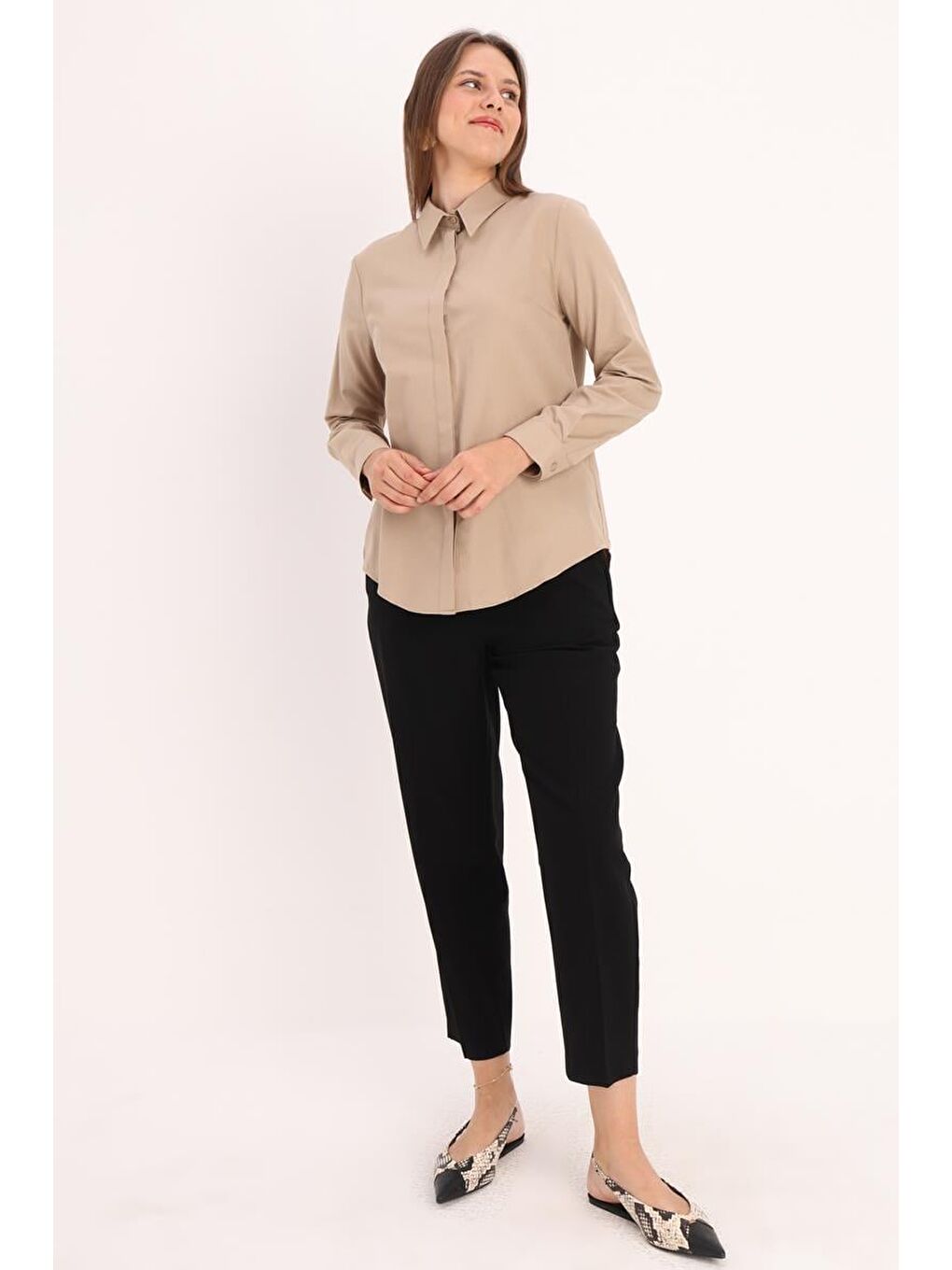 Bej Taş Basic Gizli Patlı Gömlek