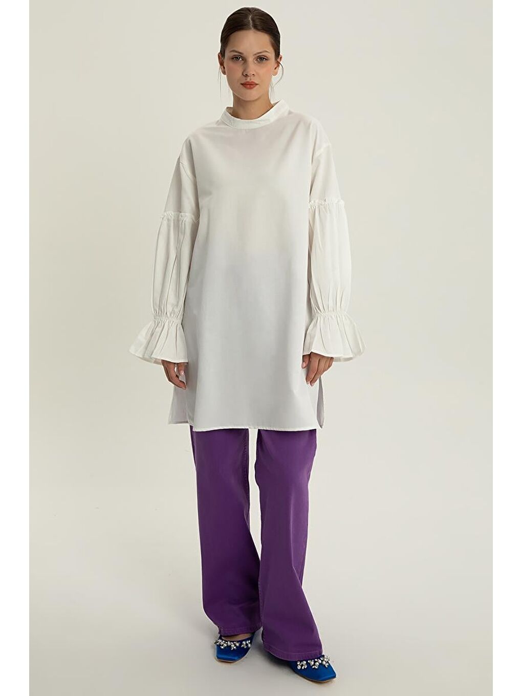 Ekru-Kolu Lastikli Fırfır Detaylı Tunik-1