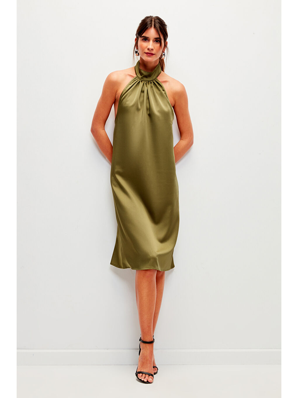 Haki Halter Yaka Saten Davet Elbisesi-1