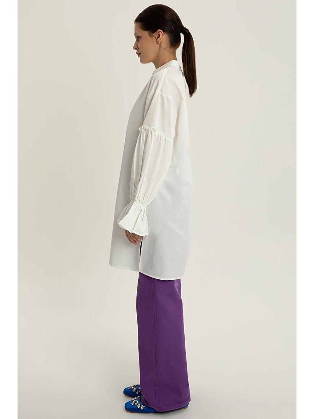 Ekru-Kolu Lastikli Fırfır Detaylı Tunik-2