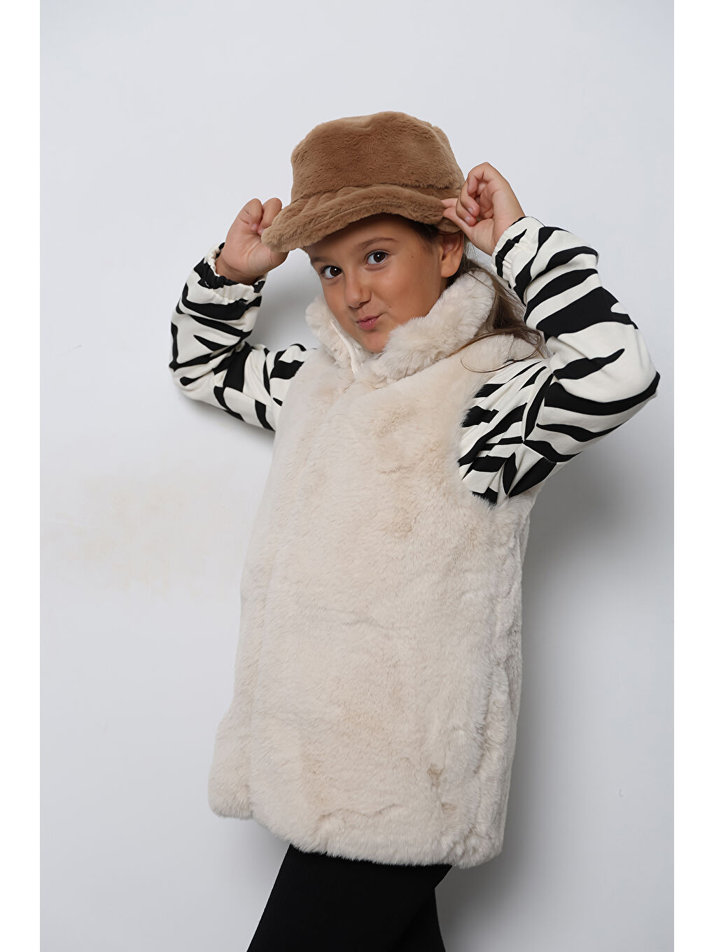 Kahverengi Kız Çocuk Camel Pelüş Bucket Kova Şapka SPK1135-1