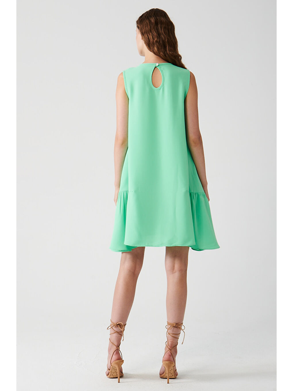 Yeşil Sıfır Kollu Fırfırlı Düz Renk Elbise-2