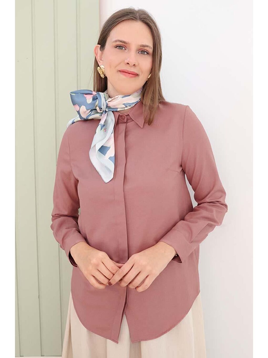 Pembe Gül Kurusu Basic Gizli Patlı Gömlek