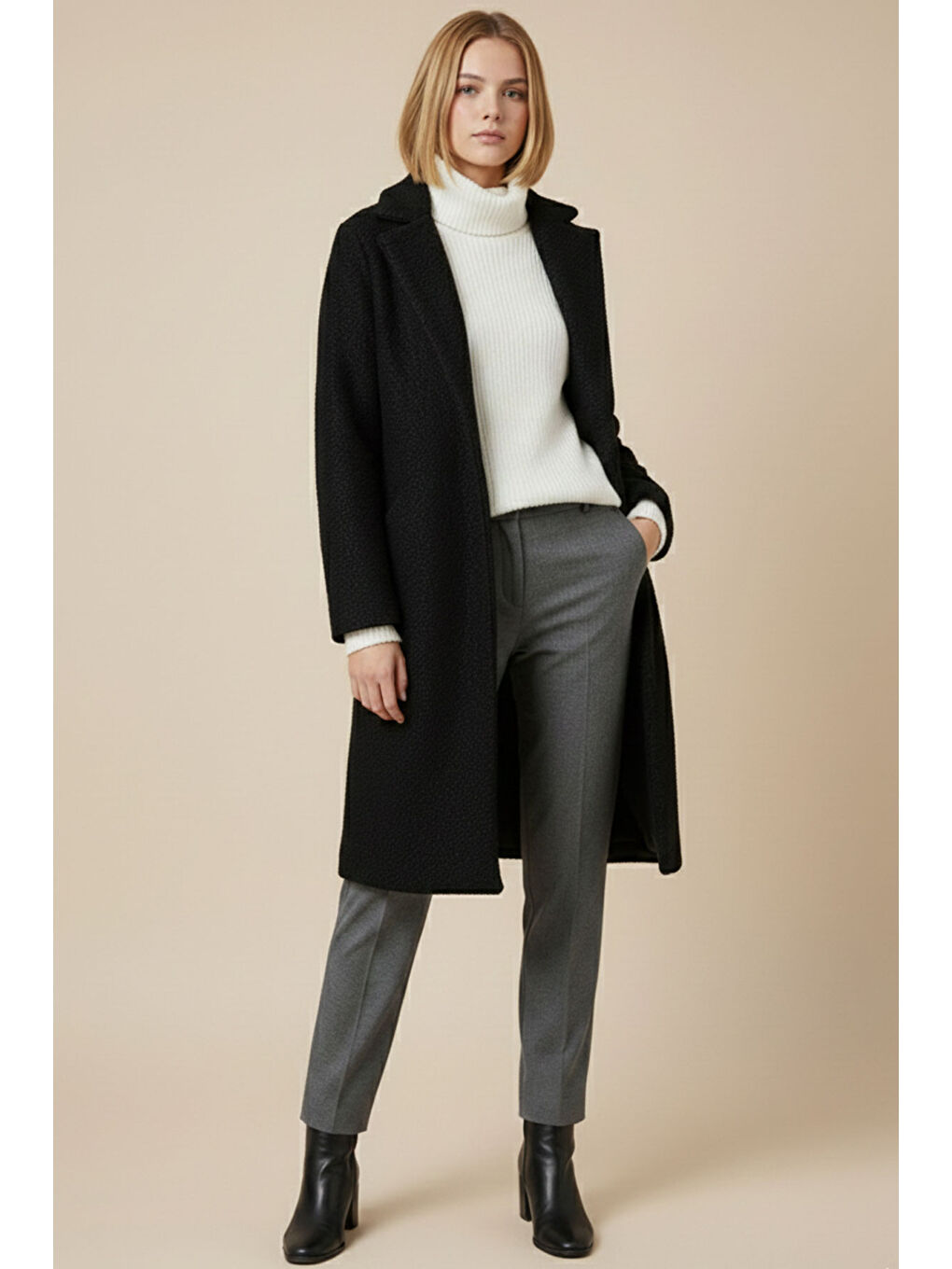 9085 Kadın Oversize Kaşe Kaban - D. Siyah