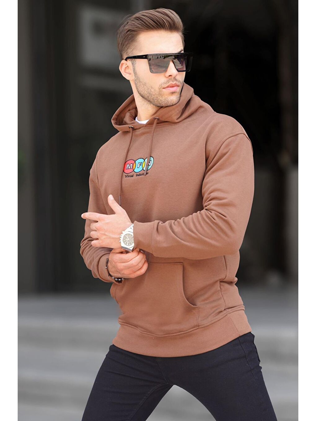 Madmext Kahverengi Kapüşonlu Nakışlı Erkek Sweatshirt 6145