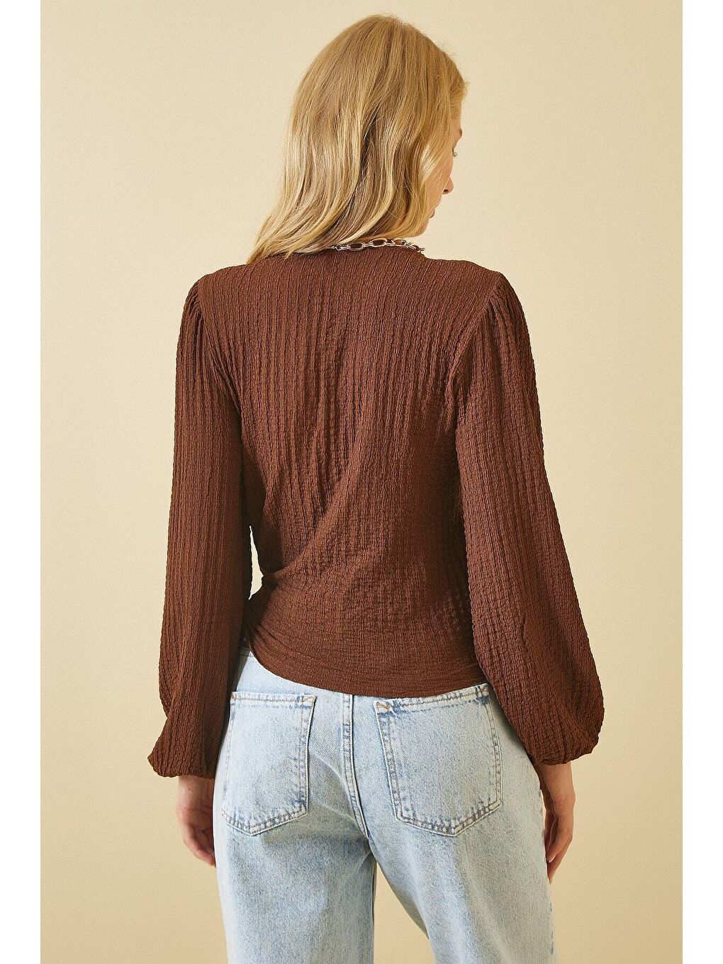 Kahverengi Kadın Çikolata Dokulu Anvelop Yaka Kuşaklı Trend Rahat Örme Bluz HZL23W-BD104411-3