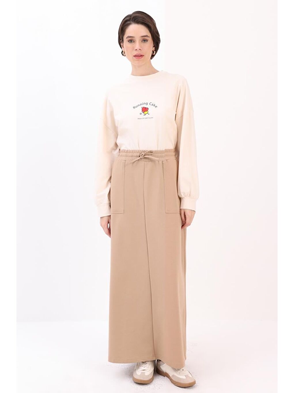 Bej İki Cepli Etek-1