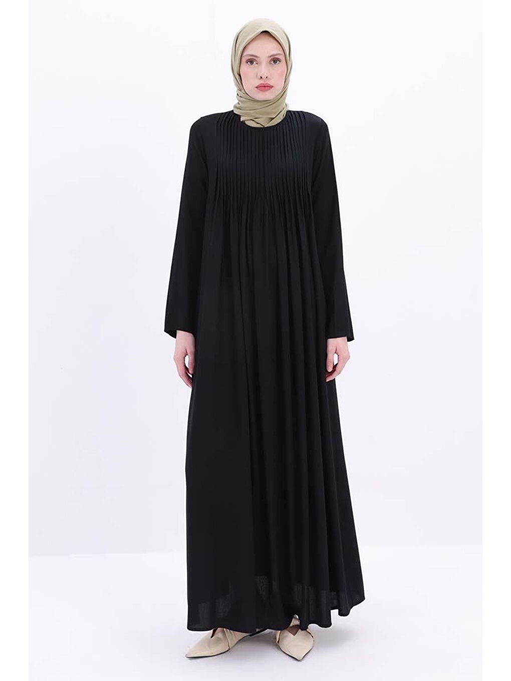 Siyah Pileli Viskon Elbise-1