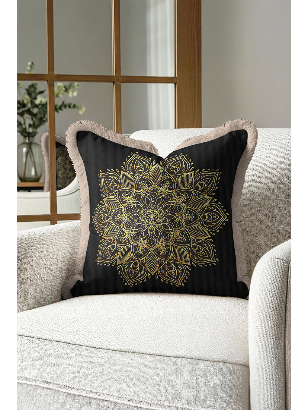 Karışık Mandala Şıklığı Saçaklı Yastık Kılıfı - Bohem Harmoni Siyah Altın Renkli Püsküllü Kırlent Kılıfı-2