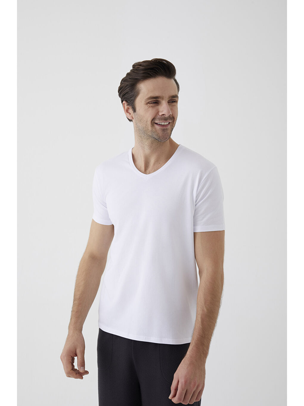 Beyaz Erkek Pamuklu V Yaka Kısa Kollu Tişört 2 Adet - S000324311-20063 |-4